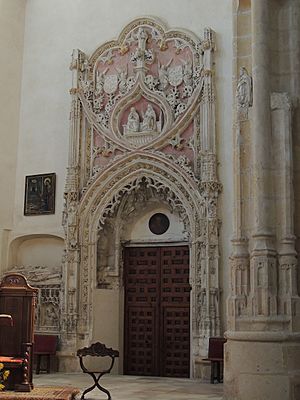 Archivo:Puerta de la Antesacristía del monasterio del Parral