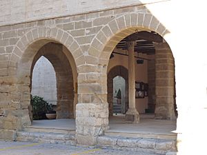 Archivo:Sena - Ayuntamiento 04