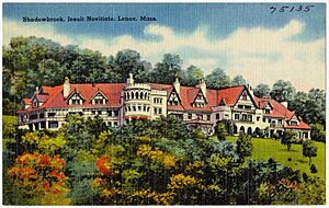 Archivo:Shadowbrook, Jesuit Novitiate, Lenox, Mass (75135)