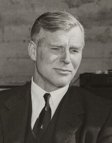 Sir Vivian Fuchs, 1958 (cropped).jpg