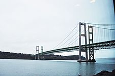 Archivo:Tacoma Narrows Bridge-3
