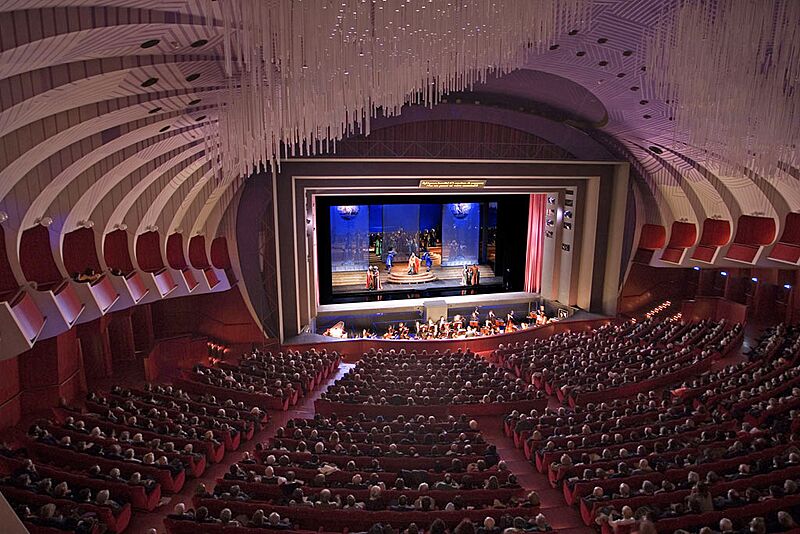 Teatro Regio - sala 2005b