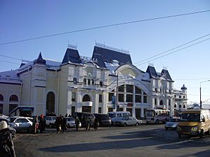 Archivo:Tomsk Privokzalnaya square 1