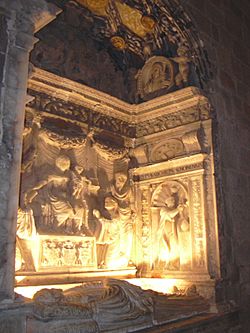 Archivo:Veruela - Sepulcro del abad Lope Marco
