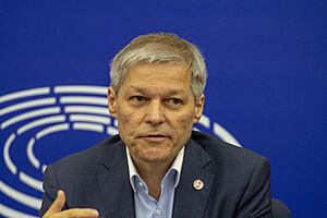 Archivo:2019-07-03 Dacian Cioloș MEP-by Olaf Kosinsky-8195