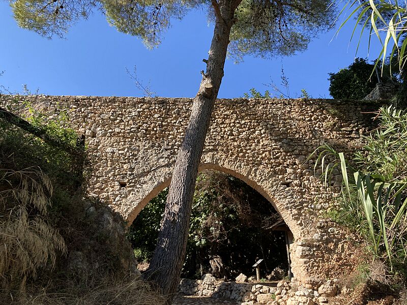 Arcada gòtica Ròtova