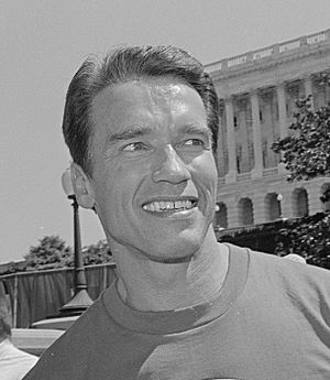 Archivo:Arnold Schwarzenegger on Capitol Hill (cropped)