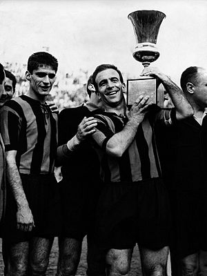 Archivo:Atalanta BC - 1962-63 Coppa Italia - Angelo Domenghini and Piero Gardoni