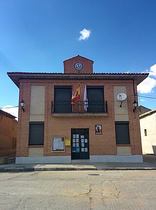 Ayuntamiento de Herrín de Campos.jpg