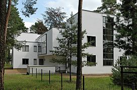 Bauhaus-Dessau Meisterhaeuser1