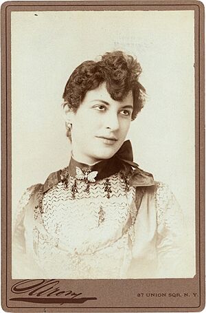 Archivo:Carmencita Sarony