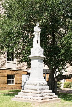 Confederate Monument, Cherokee County Courthouse, Rusk, Texas.jpg