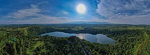 Archivo:Lake Kyaninga