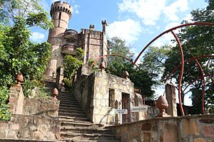 Archivo:Parquecastilloechauri