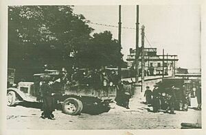 Archivo:Romanian troops in odessa WWII