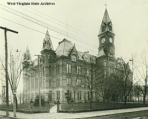 Archivo:Second Charleston West Virginia capitol building