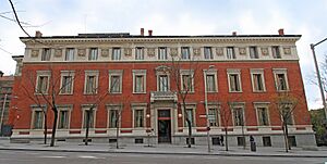 Archivo:Sede de la R.A.E. (Madrid) 02