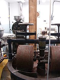 Archivo:Soma-chocolate-machinery