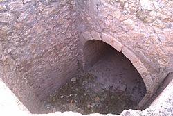 Archivo:Tunel en Molino de Bejar II