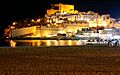 Vista nocturna del casco histórico de Peñíscola