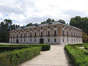 Archivo:Aranjuez JardinPrincipe CasaLabrador ParteTrasera
