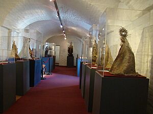 Archivo:Buenos Aires iglesia del Pilar museo lou