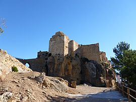 Archivo:Castell de Montesa 03