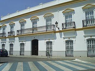 Colegio de Nuestra Sra. del Carmen, Puebla de la Calzada.jpg