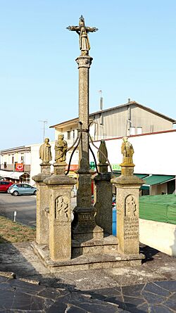 Cruceiros Bonitos Abegondo 2.jpg
