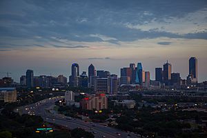 Archivo:Dallas skyline