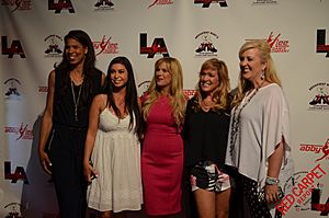 Archivo:Dance Moms at the Opening of Abby Lee Miller's Dance Company
