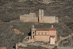 Archivo:Ermita de la Virgen del Castillo, Bijuesca, España6