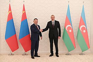 Archivo:Ilham Aliyev met with Mongolian President Khaltmaagiin Battulga 03