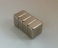 Archivo:Neodimijski magneti, (Neodymium magnets)
