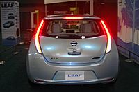 Archivo:Nissan Leaf WAS 2010 8898