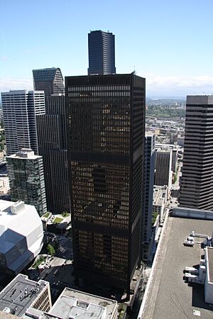 Archivo:1001 Fourth Avenue Seattle Washington