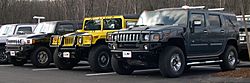 Archivo:2006 Hummer H3 H1 and H2