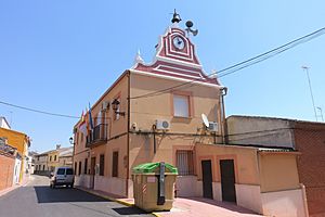 Archivo:Ayuntamiento de Montearagón