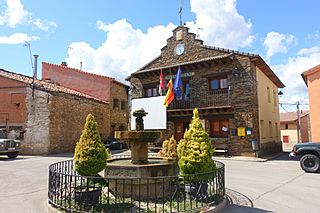 Ayuntamiento de Zarzuela de Jadraque 01.jpg