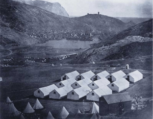 Archivo:Balaklava-camp