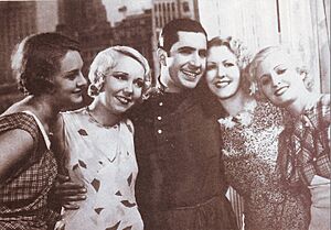 Archivo:Carlos Gardel Rubias de New York