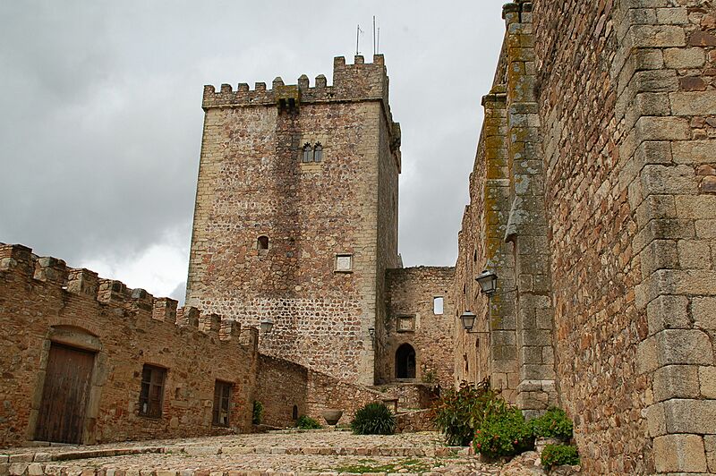 Castillo de Alburquerque 06