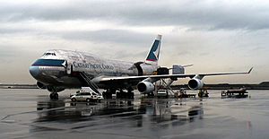 Archivo:Cathay Pacific Cargo 747-400BCF