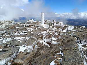 Archivo:Cima de Peñalara. Parque nacional de la Sierra de Guadarrama. España, Spain