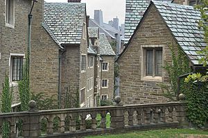 Archivo:Cornell West campus dormitories