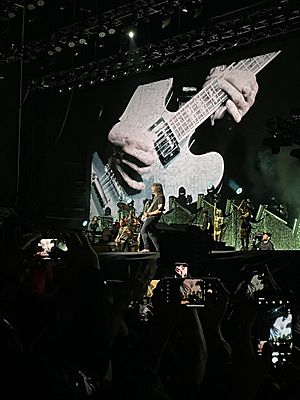 Archivo:Dave Grohl en el Tour 2022-2023 de Foo Fighters