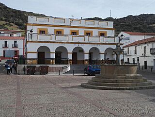Esp-Lares-4.jpg
