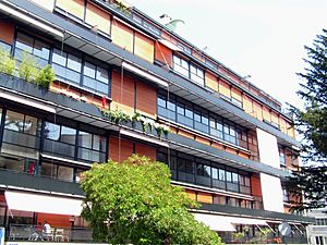 Archivo:Geneve immeuble Clarte 2011-08-02 13 55 36 PICT3664