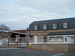 Gueschart -mairie-ancienne école.jpg