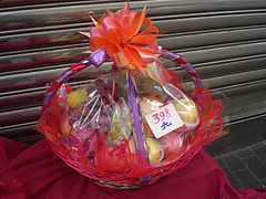 HK Lunar New Year Fruit Gift Basket